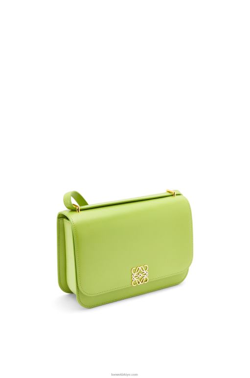 Loewe ipek dana derisinden goya çanta 02600509 kadınlar yeşil fasulye