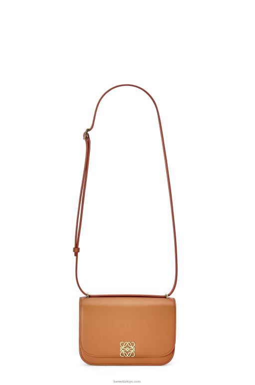 Loewe ipek dana derisinden küçük goya çantası 02600305 kadınlar sıcak çöl
