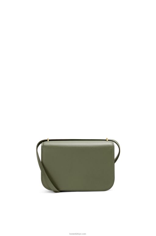 Loewe ipek dana derisinden küçük goya çantası 02600307 kadınlar avokado yeşili