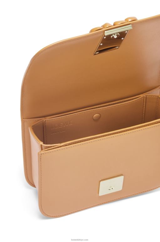 Loewe ipek dana derisinden küçük goya çantası 02600455 kadınlar sıcak çöl