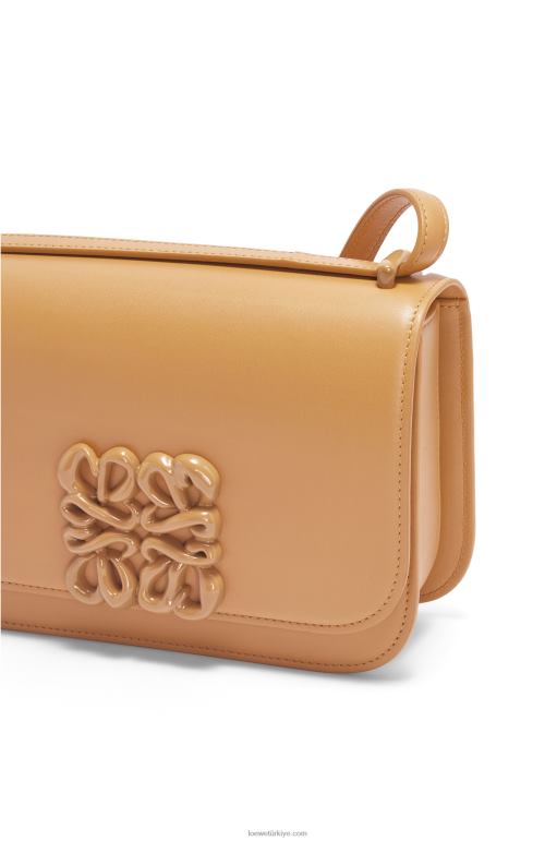 Loewe ipek dana derisinden küçük goya çantası 02600455 kadınlar sıcak çöl