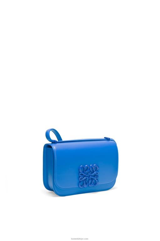 Loewe ipek dana derisinden küçük goya çantası 02600481 kadınlar tüplü mavi