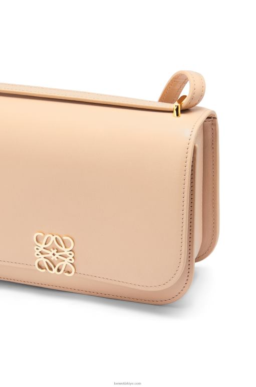 Loewe ipek dana derisinden küçük goya çantası 02600493 kadınlar çıplak