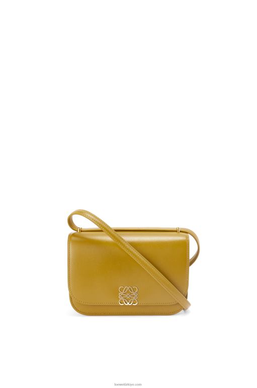 Loewe ipek dana derisinden küçük goya çantası 02600496 kadınlar okra