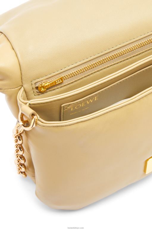 Loewe parlak napa kuzu derisinden kirpi goya çantası 02600380 kadınlar tereyağı