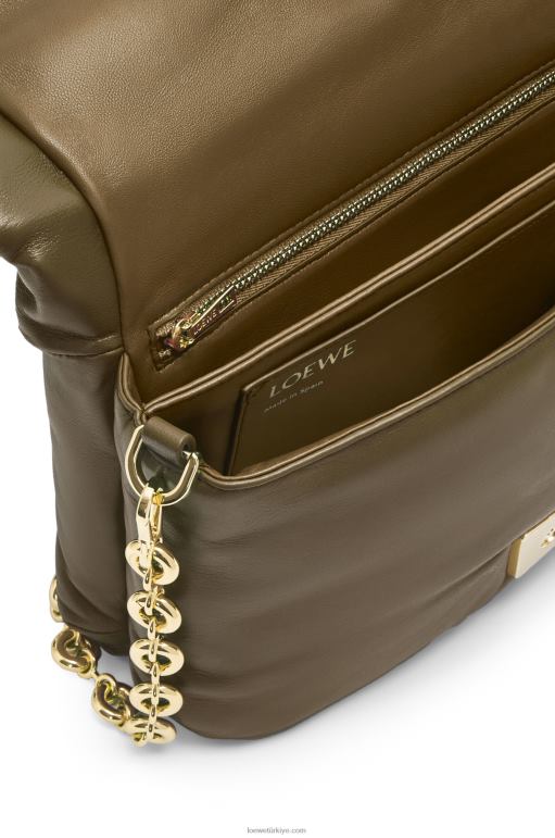 Loewe parlak napa kuzu derisinden kirpi goya çantası 02600465 kadınlar koyu haki yeşil