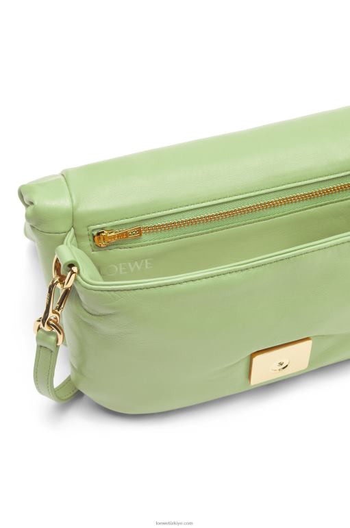 Loewe parlak napa kuzu derisinden mini kirpi goya çantası 02600247 kadınlar açık soluk yeşil