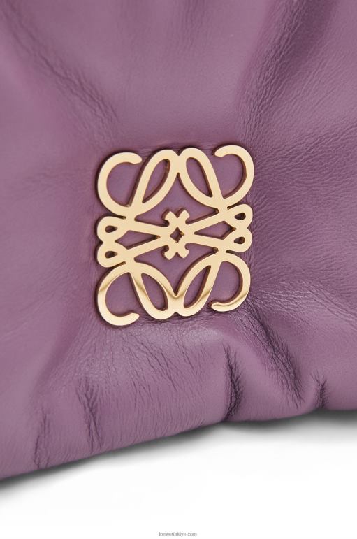 Loewe parlak napa kuzu derisinden mini kirpi goya çantası 02600322 kadınlar lavanta