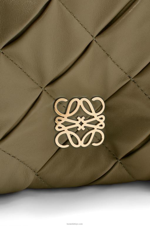 Loewe pilili parlak napa kuzu postu içinde kirpi goya 02600382 kadınlar koyu haki yeşil