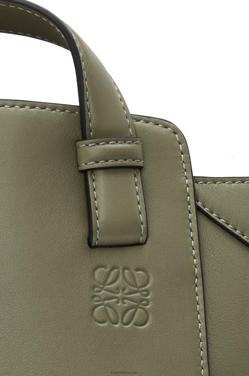 Loewe Nappa dana derisinden hamak nugget çantası 02600519 kadınlar avokado yeşili