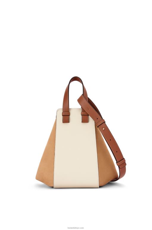Loewe klasik dana derisi ve süet küçük hamak çanta 02600506 kadınlar süt/sıcak çöl