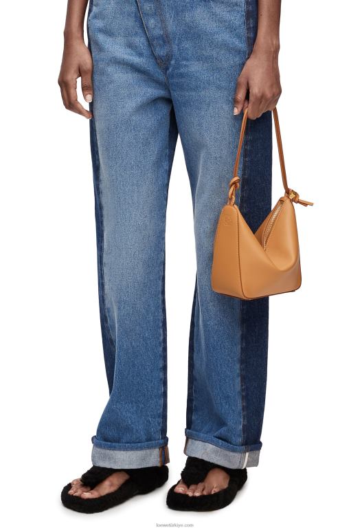 Loewe klasik dana derisinde mini hamak berduş çantası 02600323 kadınlar sıcak çöl