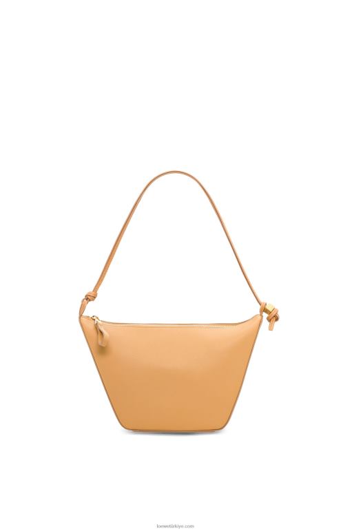 Loewe klasik dana derisinde mini hamak berduş çantası 02600323 kadınlar sıcak çöl