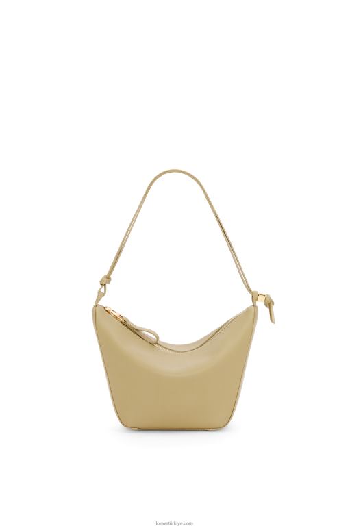 Loewe klasik dana derisinde mini hamak berduş çantası 02600325 kadınlar kil yeşili