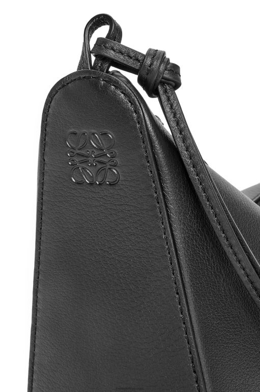 Loewe klasik dana derisinde mini hamak berduş çantası 02600329 kadınlar siyah