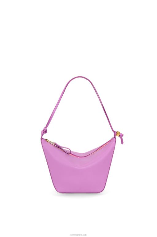 Loewe klasik dana derisinde mini hamak berduş çantası 02600332 kadınlar kaya gülü