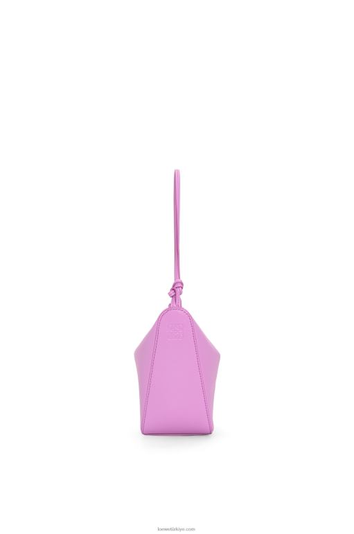 Loewe klasik dana derisinde mini hamak berduş çantası 02600332 kadınlar kaya gülü
