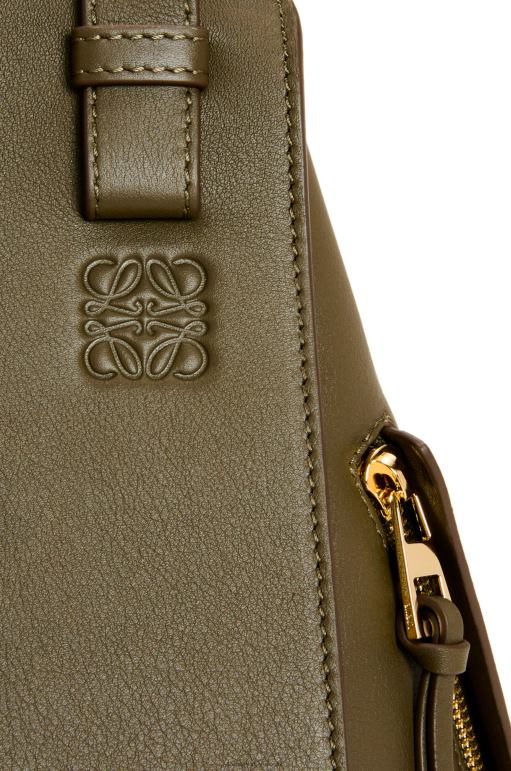 Loewe klasik dana derisinden küçük hamak çanta 02600371 kadınlar koyu haki yeşil