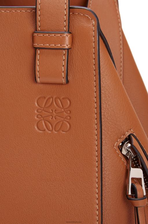 Loewe klasik dana derisinden küçük hamak çanta 02600469 kadınlar bronzlaşmak