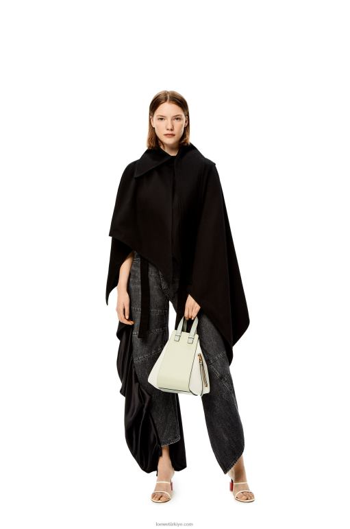 Loewe klasik dana derisinden küçük hamak çanta 02600514 kadınlar kül grisi/mermer yeşili