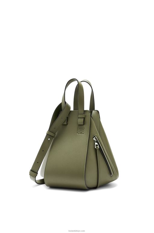 Loewe klasik dana derisinden küçük hamak çanta 02600524 kadınlar avokado yeşili