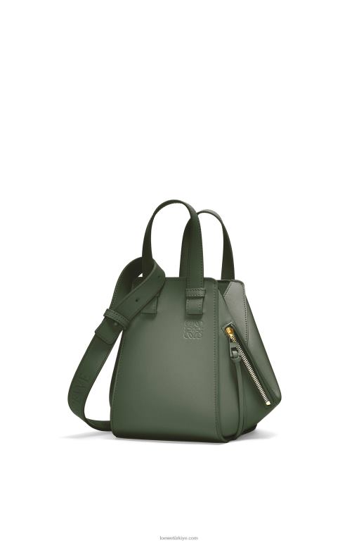 Loewe saten dana derisinden hamak kompakt çanta 02600461 kadınlar eski haki