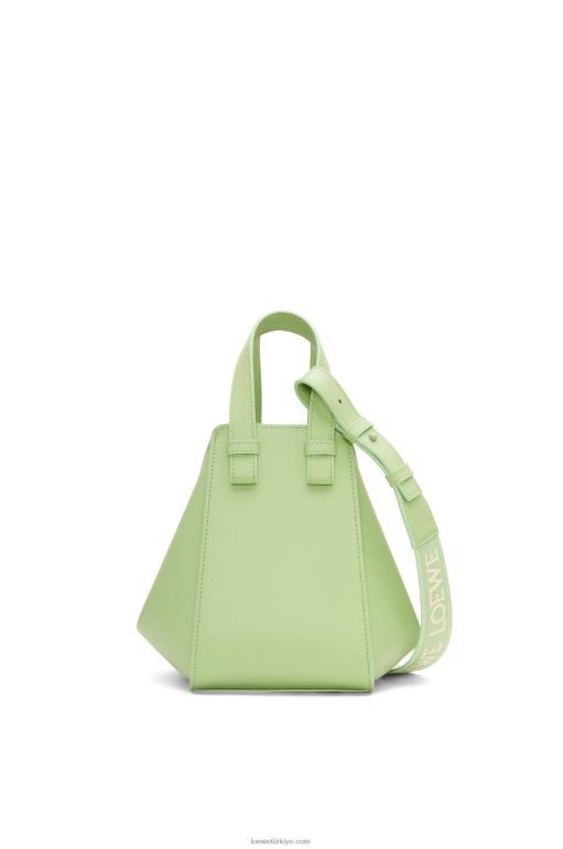 Loewe saten dana derisinden kompakt hamak 02600408 kadınlar kireç yeşili sır