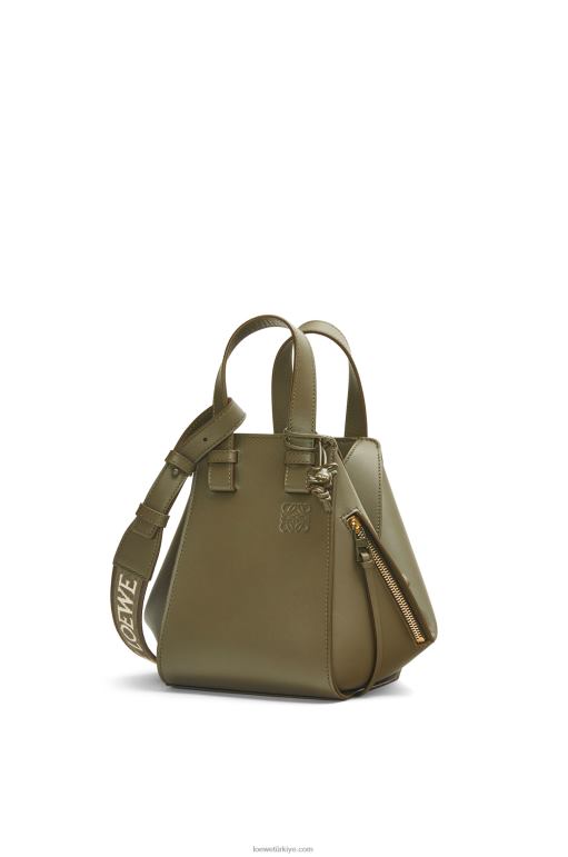 Loewe saten dana derisinden kompakt hamak 02600431 kadınlar çay tozu sır