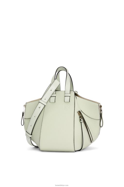 Loewe yumuşak taneli dana derisinden küçük hamak çanta 02600370 kadınlar hafif seladonlar