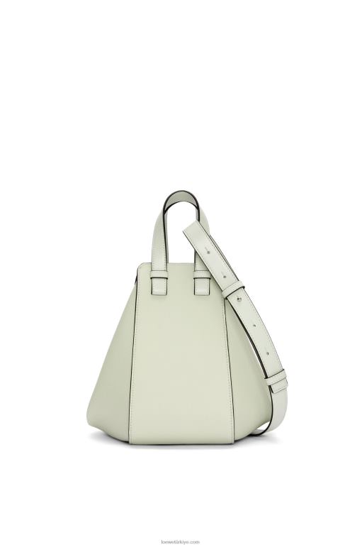 Loewe yumuşak taneli dana derisinden küçük hamak çanta 02600370 kadınlar hafif seladonlar