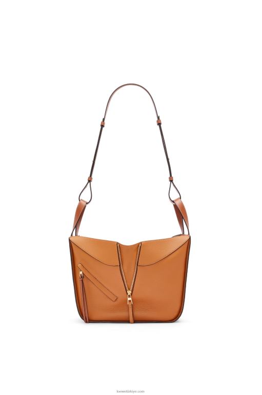 Loewe yumuşak taneli dana derisinden küçük hamak çanta 02600439 kadınlar hafif karamel
