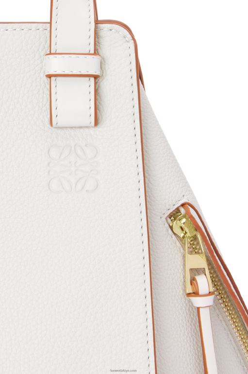 Loewe yumuşak taneli dana derisinden küçük hamak çanta 02600503 kadınlar açık beyaz