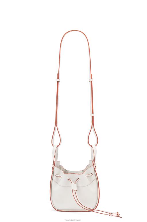 Loewe yumuşak taneli dana derisinden mini hamak büzme ipi 02600313 kadınlar açık beyaz