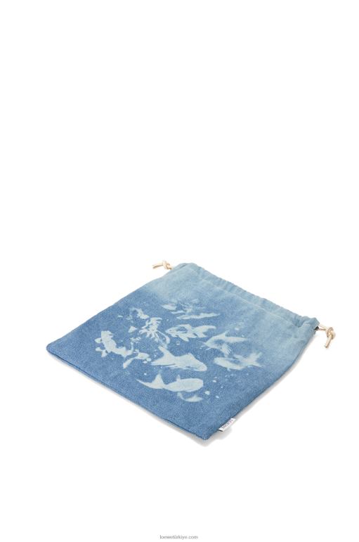 Loewe balık büzgülü denim kese 02600588 kadınlar açık mavi