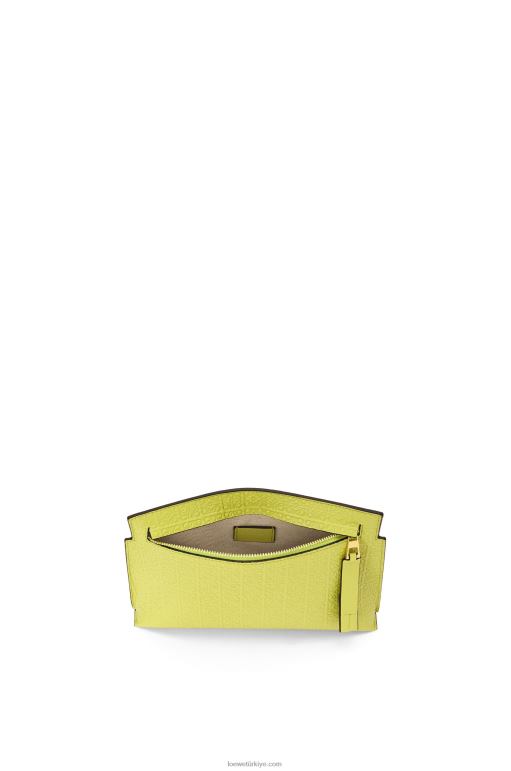 Loewe kabartmalı ipek dana derisinden mini tekrar t kese 02600556 kadınlar limon sarısı