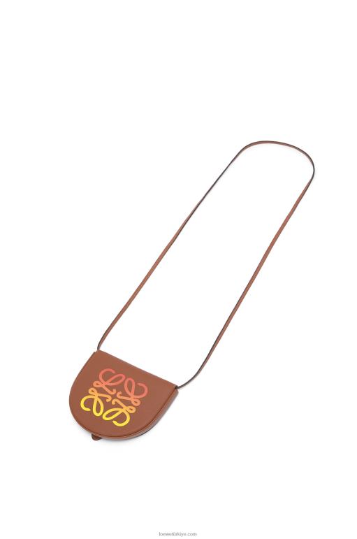 Loewe klasik dana derisinden küçük anagram topuk kesesi 02600619 kadınlar bronzlaşmak
