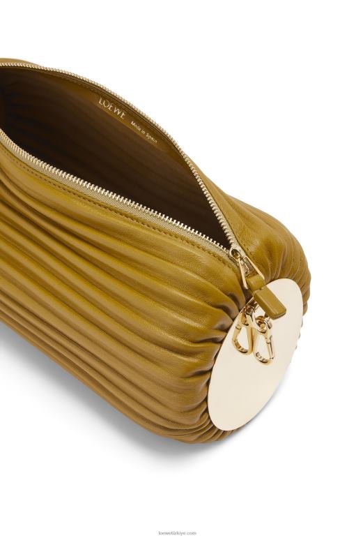 Loewe napa dana derisi ve pirinçten bileklik kesesi 02600624 kadınlar okra