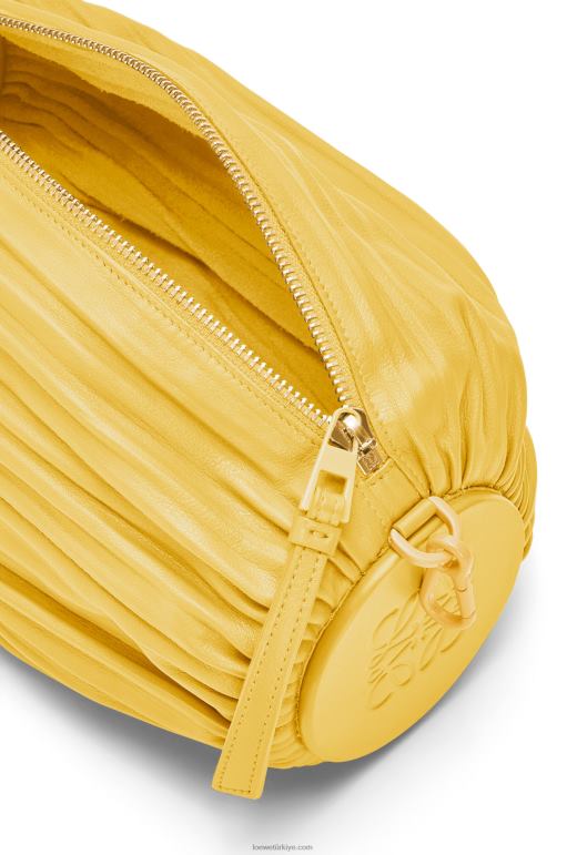 Loewe pileli napa bilezik kese 02600602 kadınlar soluk sarı sır