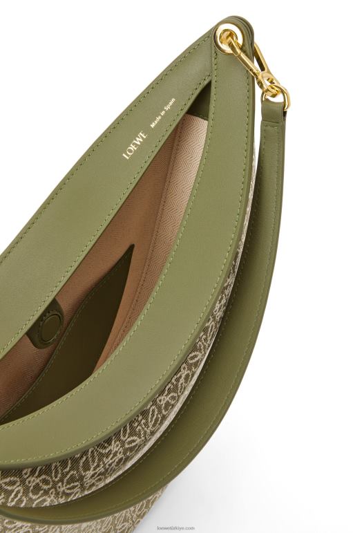 Loewe anagram jakarlı ve klasik dana derisinden luna çantası 02600510 kadınlar yeşil/avokado yeşili