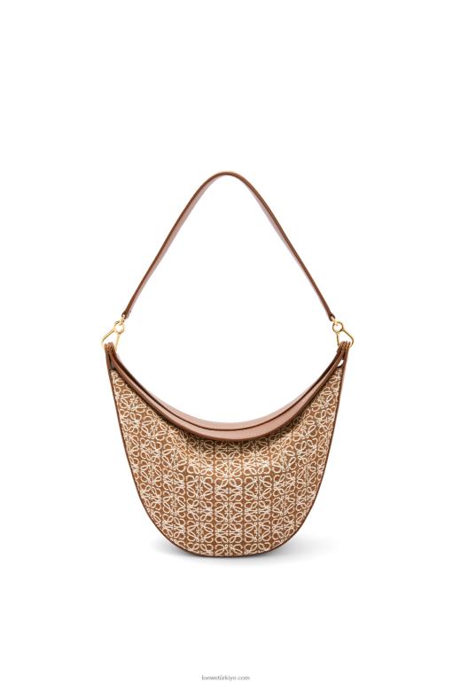Loewe anagram jakarlı ve klasik dana derisinden luna çantası 02600512 kadınlar bronzluk / ceviz