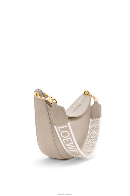 Loewe saten dana derisi ve jakarlı küçük luna çantası 02600475 kadınlar hafif yulaf