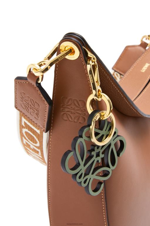 Loewe saten dana derisi ve jakarlı luna çanta 02600453 kadınlar ceviz