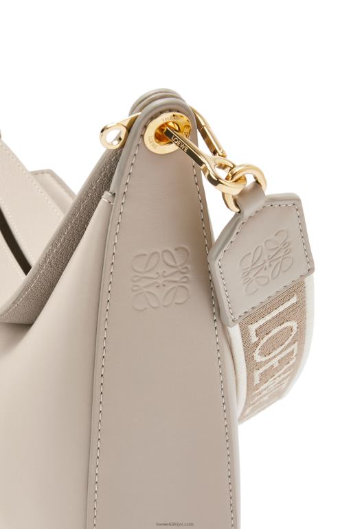 Loewe saten dana derisi ve jakarlı luna çanta 02600522 kadınlar hafif yulaf