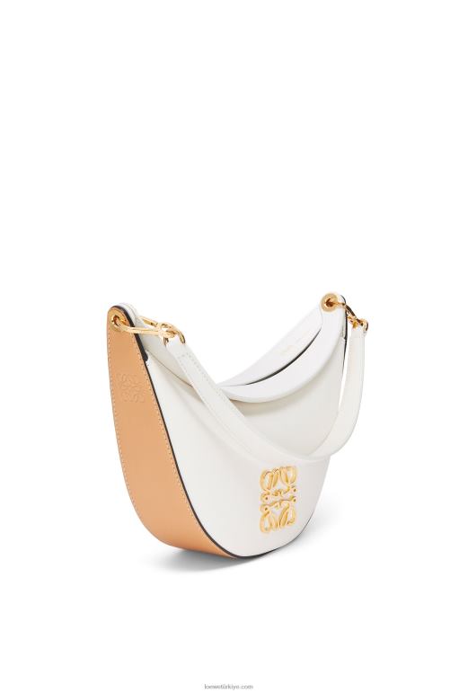 Loewe saten dana derisinden küçük luna çanta 02600449 kadınlar yumuşak beyaz/doğal