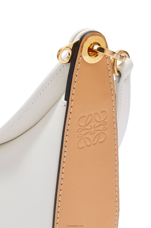 Loewe saten dana derisinden küçük luna çanta 02600449 kadınlar yumuşak beyaz/doğal