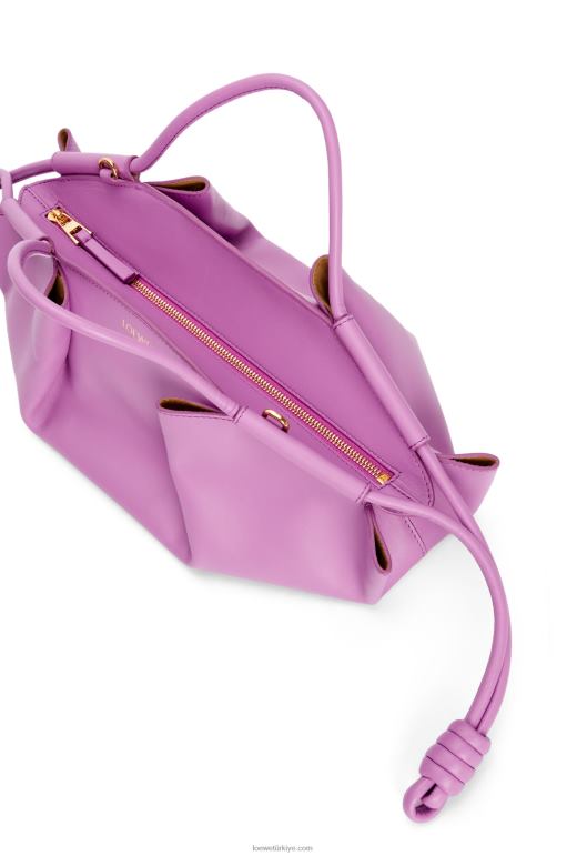 Loewe parlak napa dana derisinden küçük paseo çanta 02600348 kadınlar kaya gülü