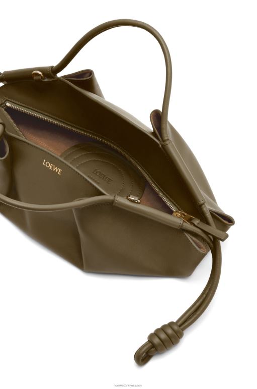 Loewe parlak napa dana derisinden küçük paseo çanta 02600353 kadınlar koyu haki yeşil
