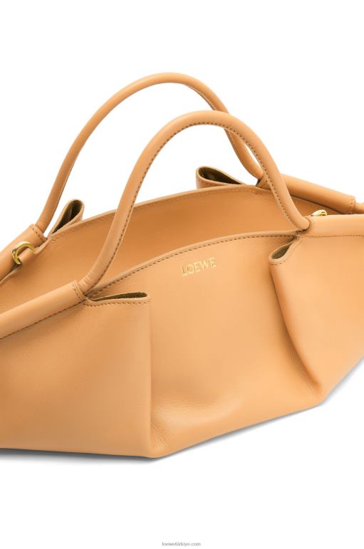 Loewe parlak napa dana derisinden küçük paseo çanta 02600418 kadınlar sıcak çöl