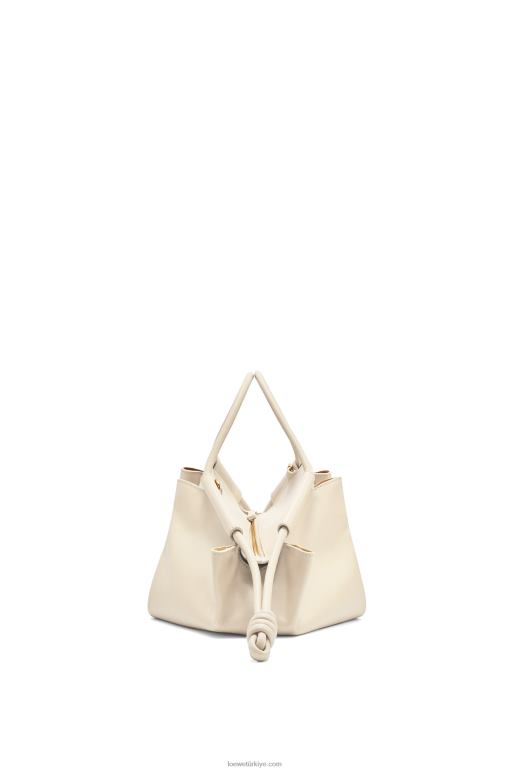 Loewe parlak napa dana derisinden paseo çanta 02600346 kadınlar Angora