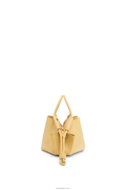 Loewe parlak napa dana derisinden paseo çanta 02600352 kadınlar koyu tereyağı
